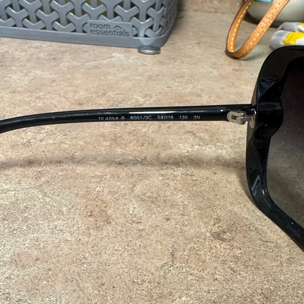 Tiffany & Co. Black Oversized Square Sunglasses with Crystal Temples - Picture 5 of 7